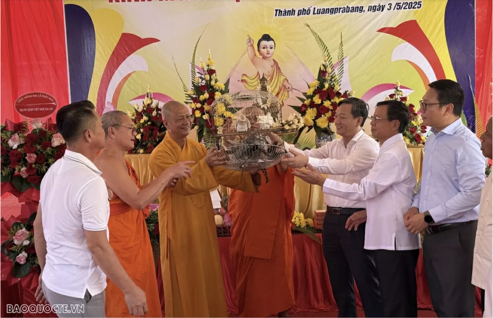 Những hình ảnh lễ Phật đản trên khắp châu Á trong tuần qua-8