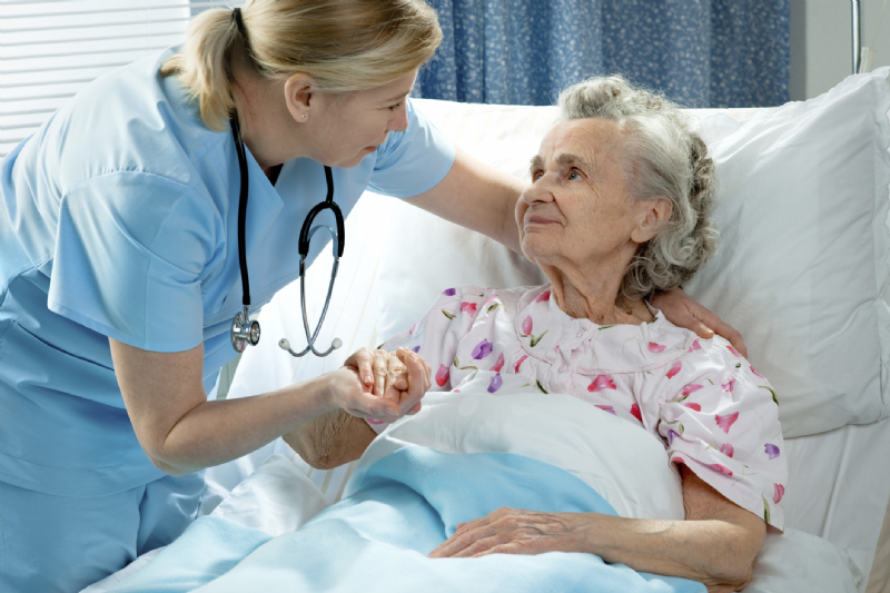 Có nên đưa cha mẹ vào nhà dưỡng lão (nursing home)? - kỳ 2