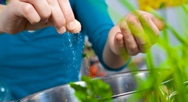 Mối nguy hại từ muối ăn