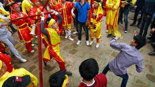 Lễ hội bị biến tướng đáng báo động