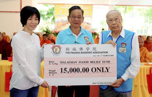 Malaysia: Hiệp hội Phật giáo Penang tặng 15,000 RM cho Quỹ Thiên tai NSTP – Media Prima
