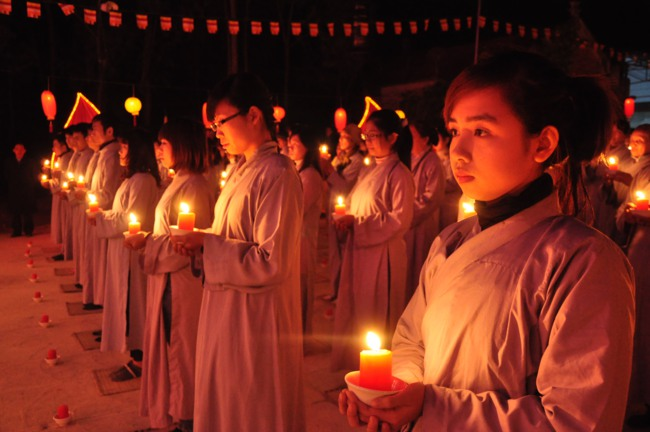 Tuổi trẻ và Phật đản