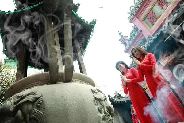 Cuối năm, nói chuyện đi lễ chùa!