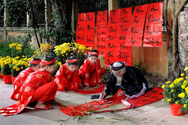 Tháng Chạp về