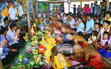 An giang: Tập tục tu báo hiếu học làm người vùng Bảy Núi