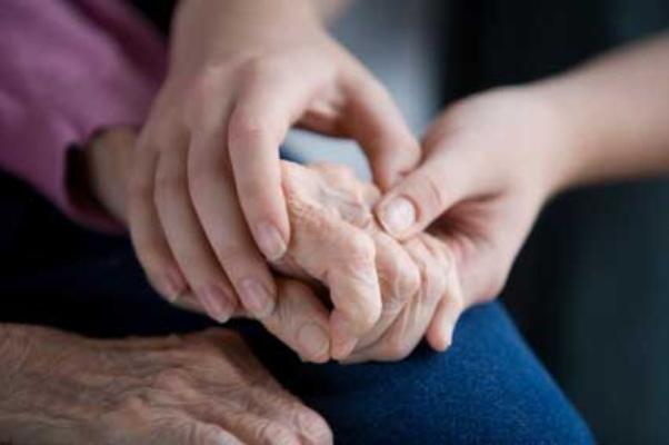 Anh về mà xem.. Ừ, Mẹ anh phiền thật..!