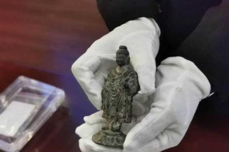 Các nhà khoa học khai quật những bức tượng Phật cổ nhất từng được tìm thấy ở Trung Quốc