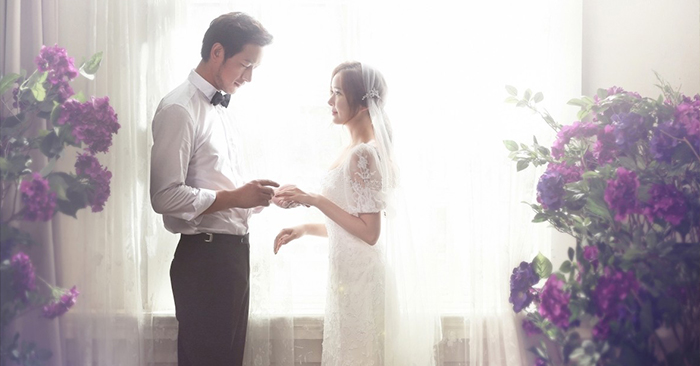 Chọn vợ không chọn gái ngẩng đầu, lấy chồng không lấy trai cúi mặt