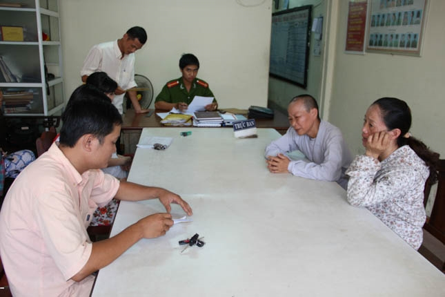 Đà nẵng: Bắt 2 đối tượng giả danh nữ tu Phật giáo quyên tiền