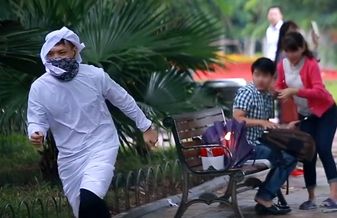 Hiểm họa từ niềm vui ảo