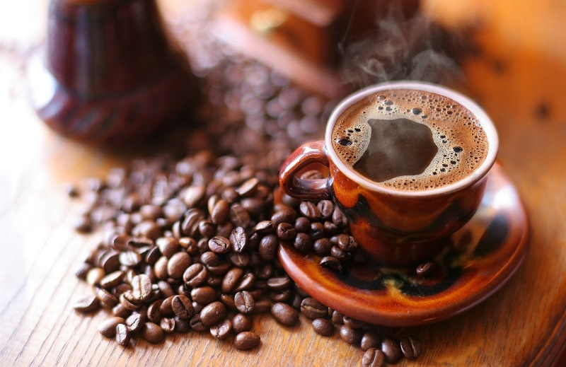 Lạm dụng caffeine có thể gây ra lo lắng & suy nhược