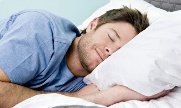 Lợi ích tuyệt vời từ việc ngủ nghiêng bên trái