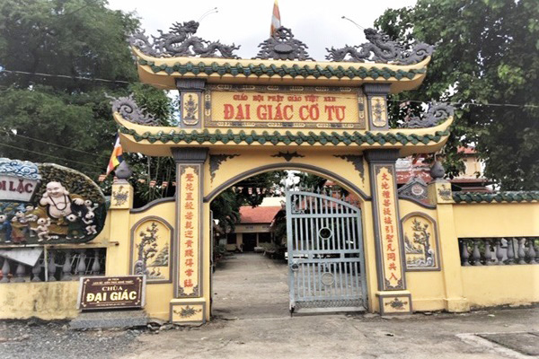 Mối tình bi kịch, ngang trái nơi cửa chùa
