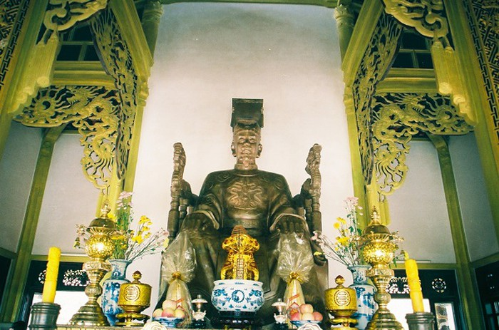Một Số Vấn Đề Tư Tưởng Vua Trần Nhân Tông