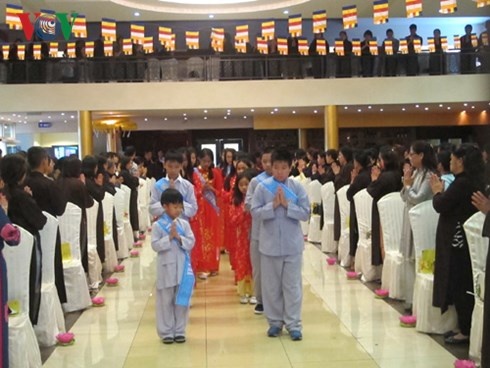 Người Việt tại Cộng Hoà Séc tổ chức Đại lễ Vu lan báo hiếu 2015
