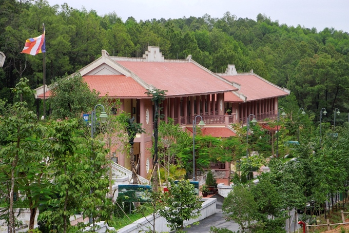 PHÂN BIỆT CHÙA, TỊNH XÁ, THIỀN VIỆN, TỰ VIỆN, AM