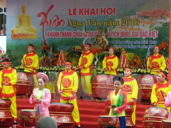 Quảng Ninh khai hội xuân Ngọa Vân 2016