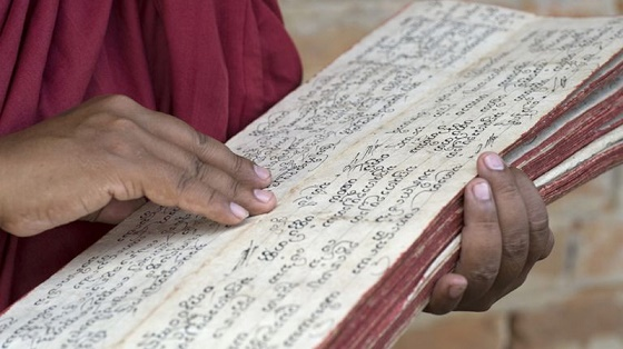 Sri Lanka: Nội Các Thông Qua Đề Xuất Tripitaka Là Di Sản Thế Giới