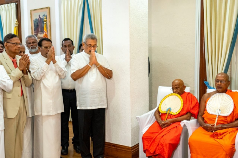 Sri Lanka: Tổng thống nhậm chức theo nghi thức Phật giáo