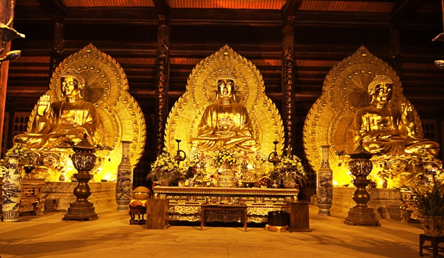 Tam bảo nguồn phước vô cùng