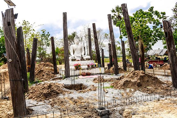 Thái Lan: Dân làng trùng tu một ngôi chùa cổ bị bỏ hoang