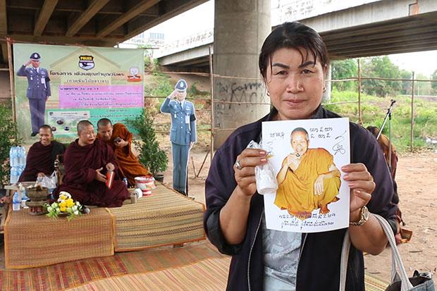 Thái Lan: Mời Các Sư Tham Gia Chiến Dịch An Toàn Giao Thông Cùng Cảnh Sát