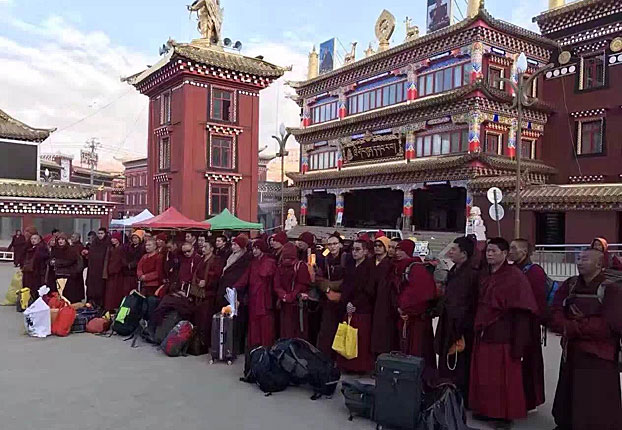 Trung quốc: Sắp hoàn thành việc trục xuất Tăng Ni khỏi Larung Gar