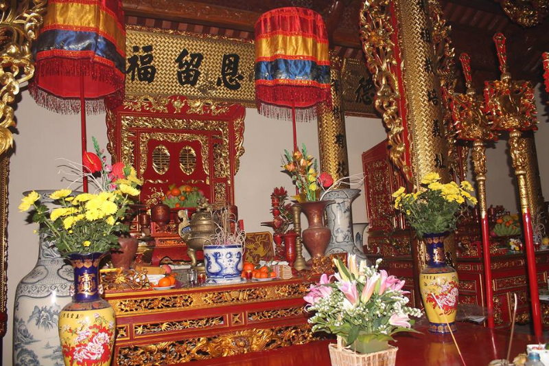 Ứng xử ngày giỗ tổ tiên