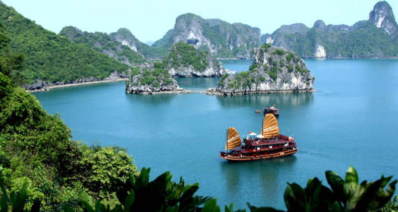 Vịnh Hạ Long lọt top 10 di sản văn hóa Unesco đẹp nhất châu Á