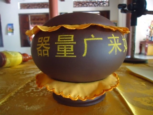 Ý nghĩa thiêng liêng của chiếc bình bát